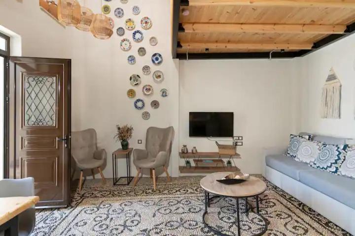 Kyrangelo Traditional House With Outdoor Jacuzzi Koskinou  Dış mekan fotoğraf