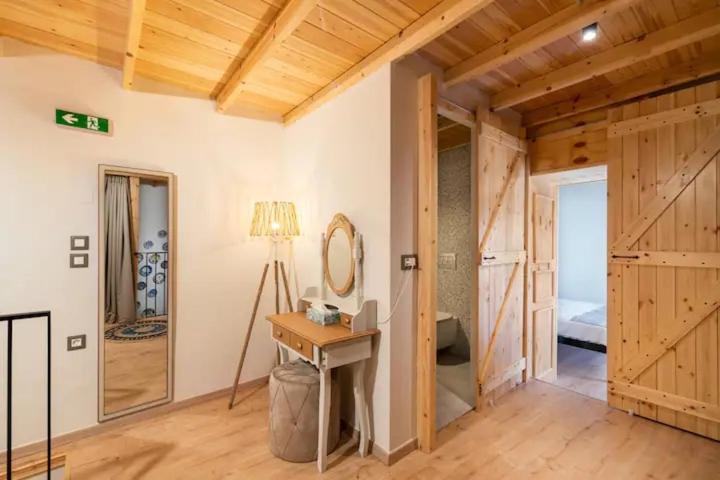 Kyrangelo Traditional House With Outdoor Jacuzzi Koskinou  Dış mekan fotoğraf